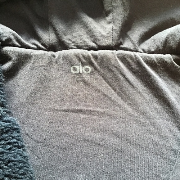 Sweater - Picture 3 of 5